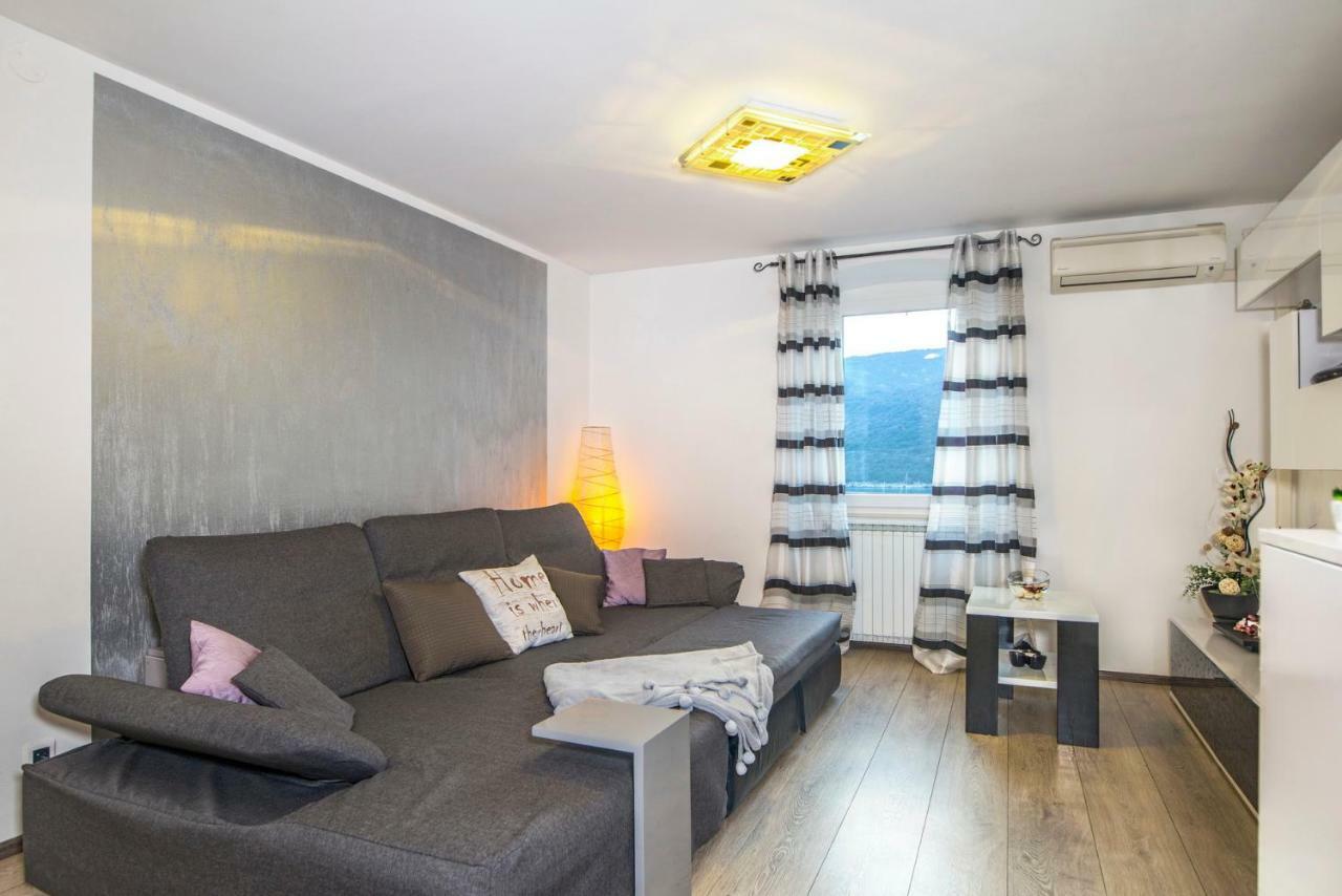 Carli Apartman Rabac Kültér fotó